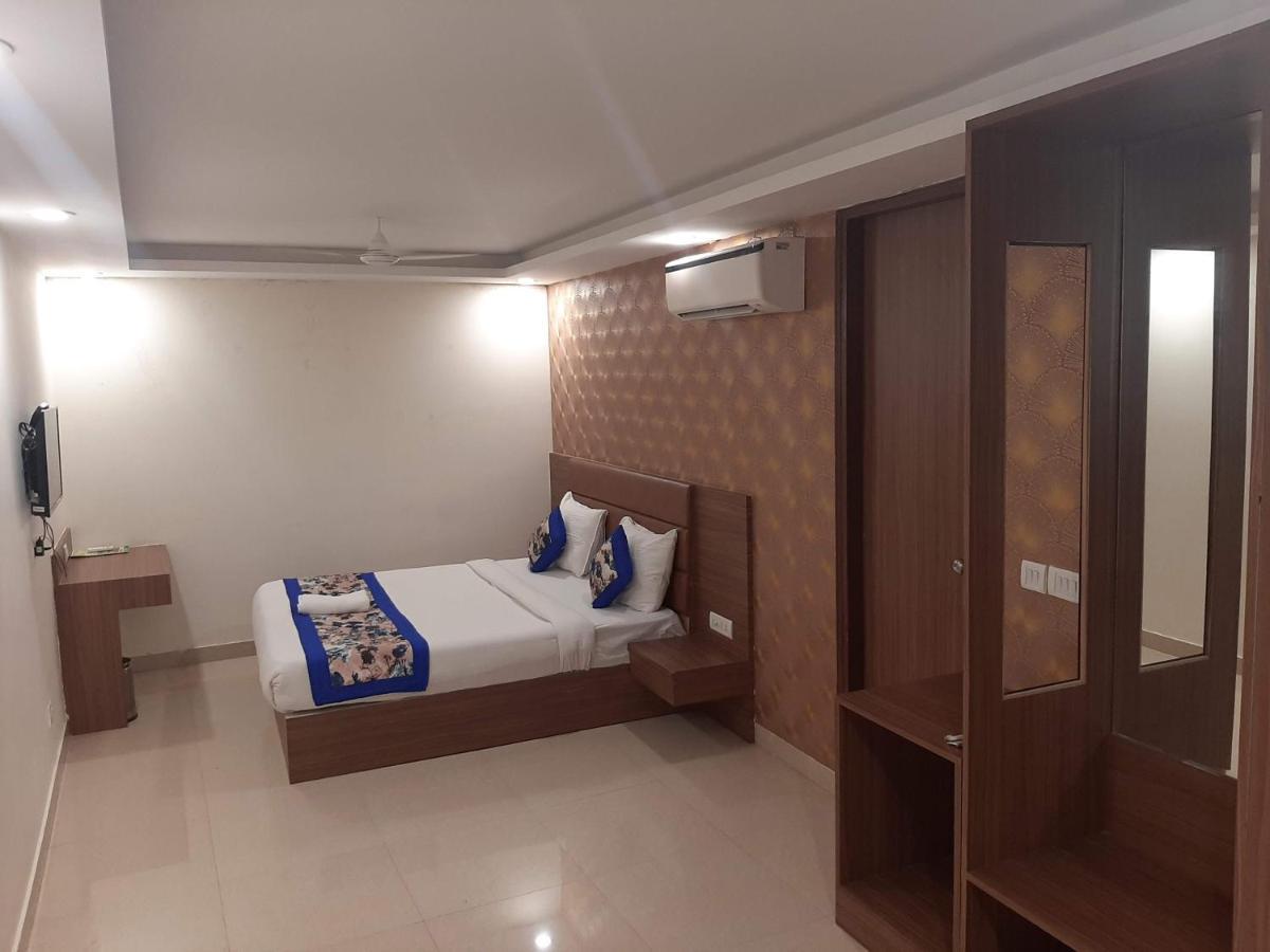Hotel Ronit Royal Delhi Airport By D'Capitol New Delhi Luaran gambar