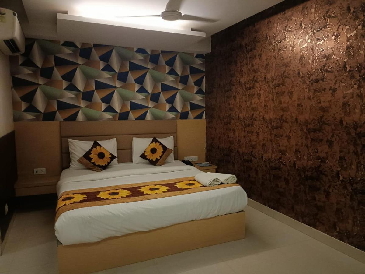 Hotel Ronit Royal Delhi Airport By D'Capitol New Delhi Luaran gambar