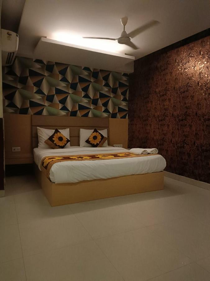 Hotel Ronit Royal Delhi Airport By D'Capitol New Delhi Luaran gambar