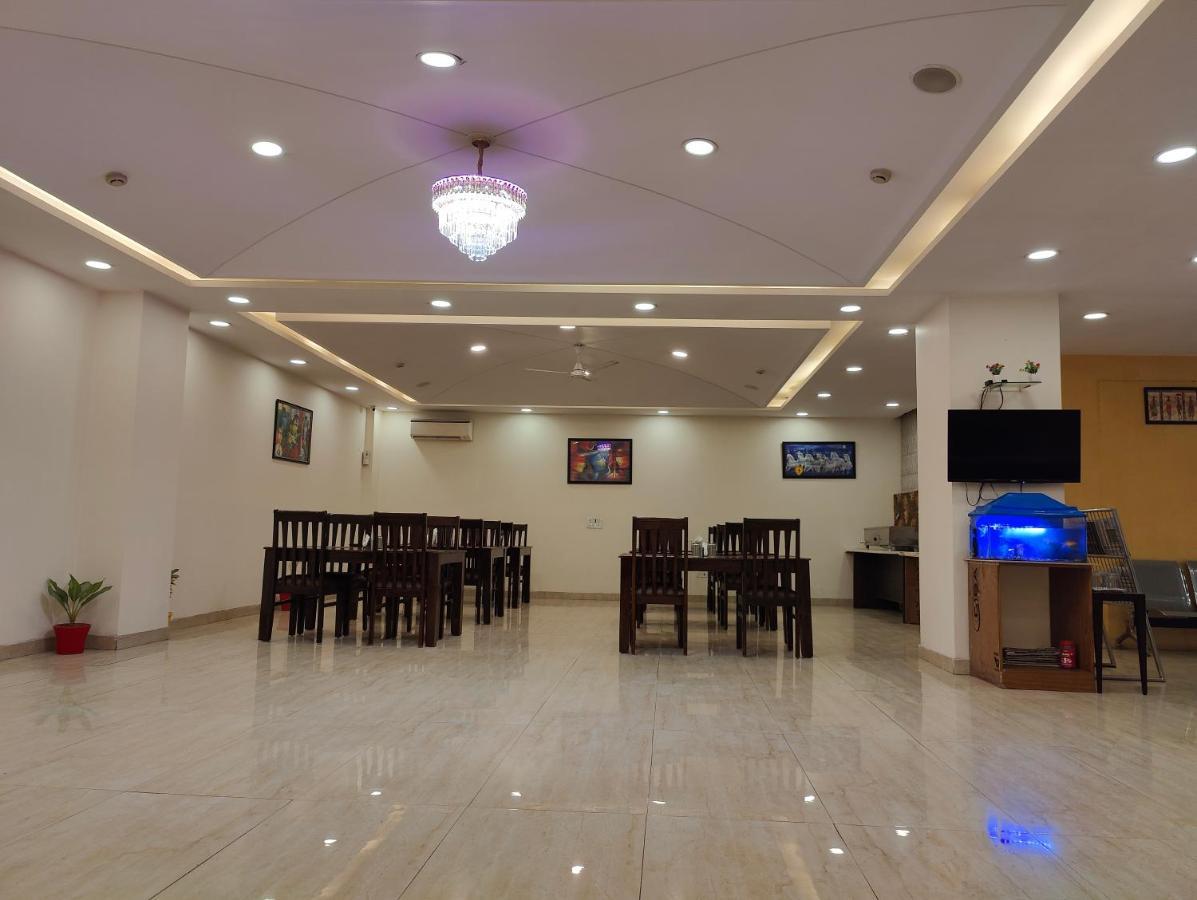 Hotel Ronit Royal Delhi Airport By D'Capitol New Delhi Luaran gambar