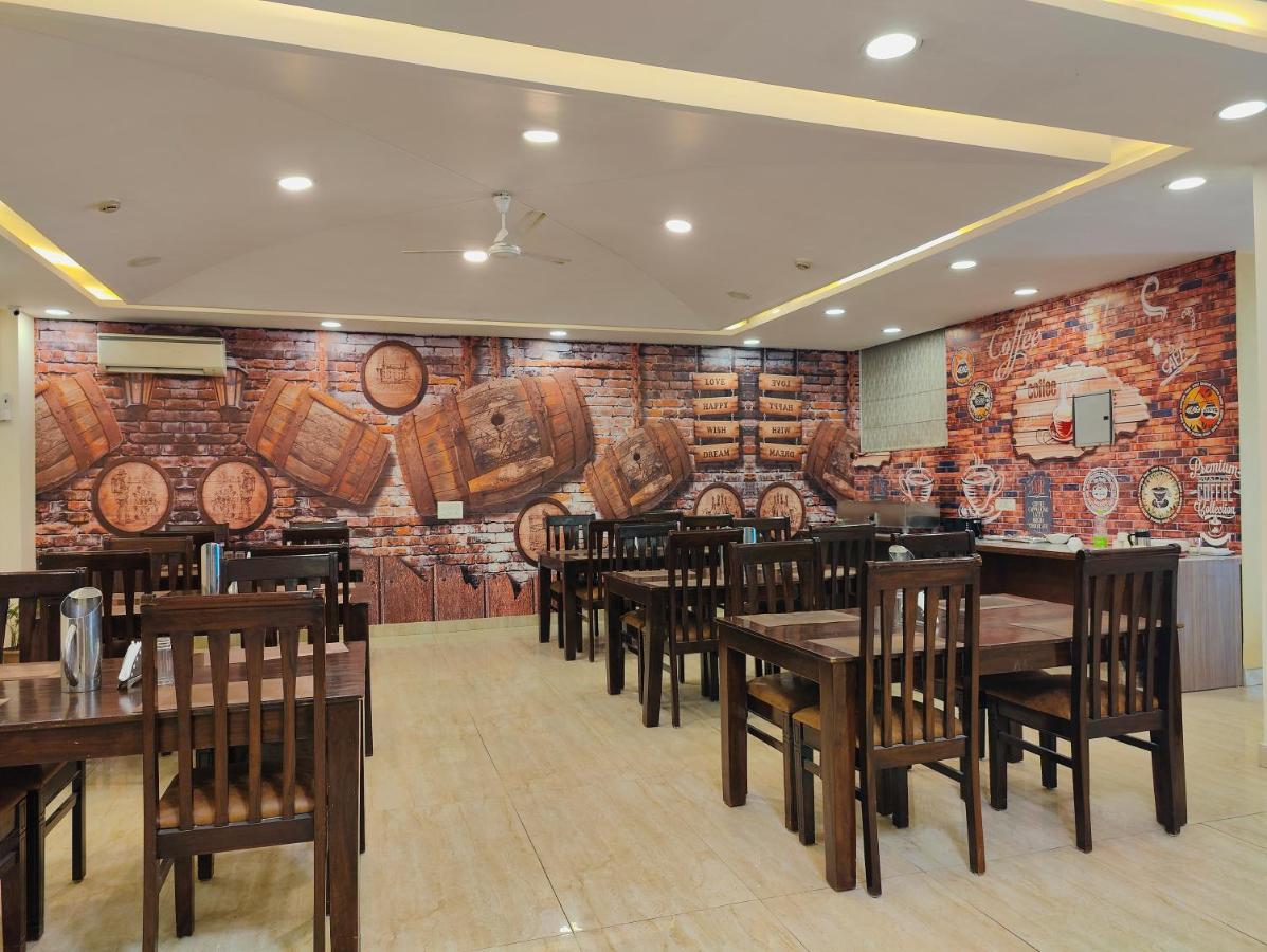 Hotel Ronit Royal Delhi Airport By D'Capitol New Delhi Luaran gambar