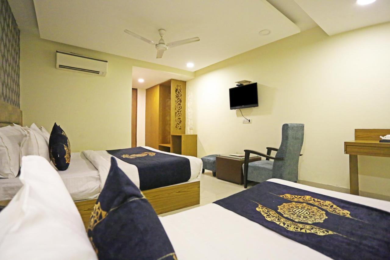Hotel Ronit Royal Delhi Airport By D'Capitol New Delhi Luaran gambar
