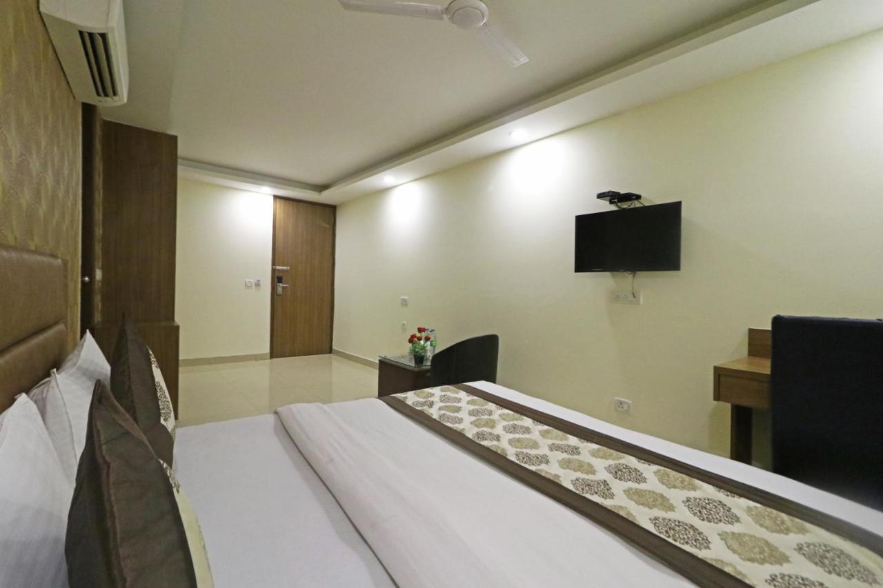 Hotel Ronit Royal Delhi Airport By D'Capitol New Delhi Luaran gambar