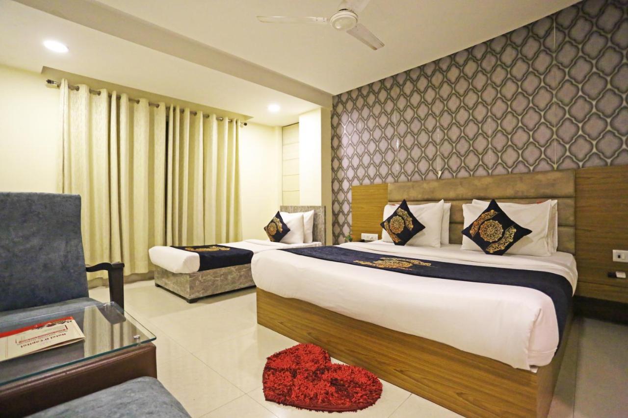 Hotel Ronit Royal Delhi Airport By D'Capitol New Delhi Luaran gambar